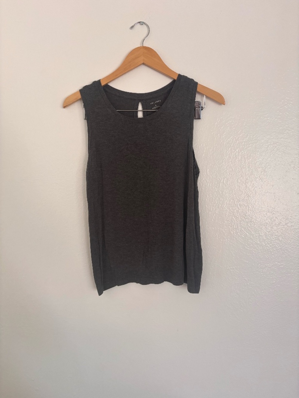 Halogen Clean Girl Charcoal Tie-Back Tank (M)
